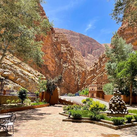 Berbere De La Montagne Hotel Imdiazene Bagian luar foto
