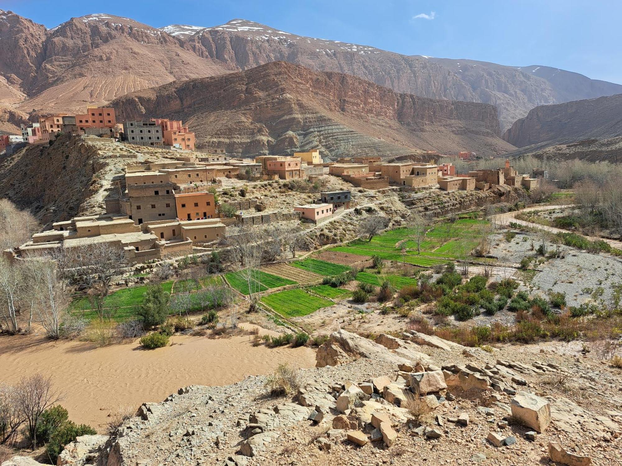 Berbere De La Montagne Hotel Imdiazene Bagian luar foto