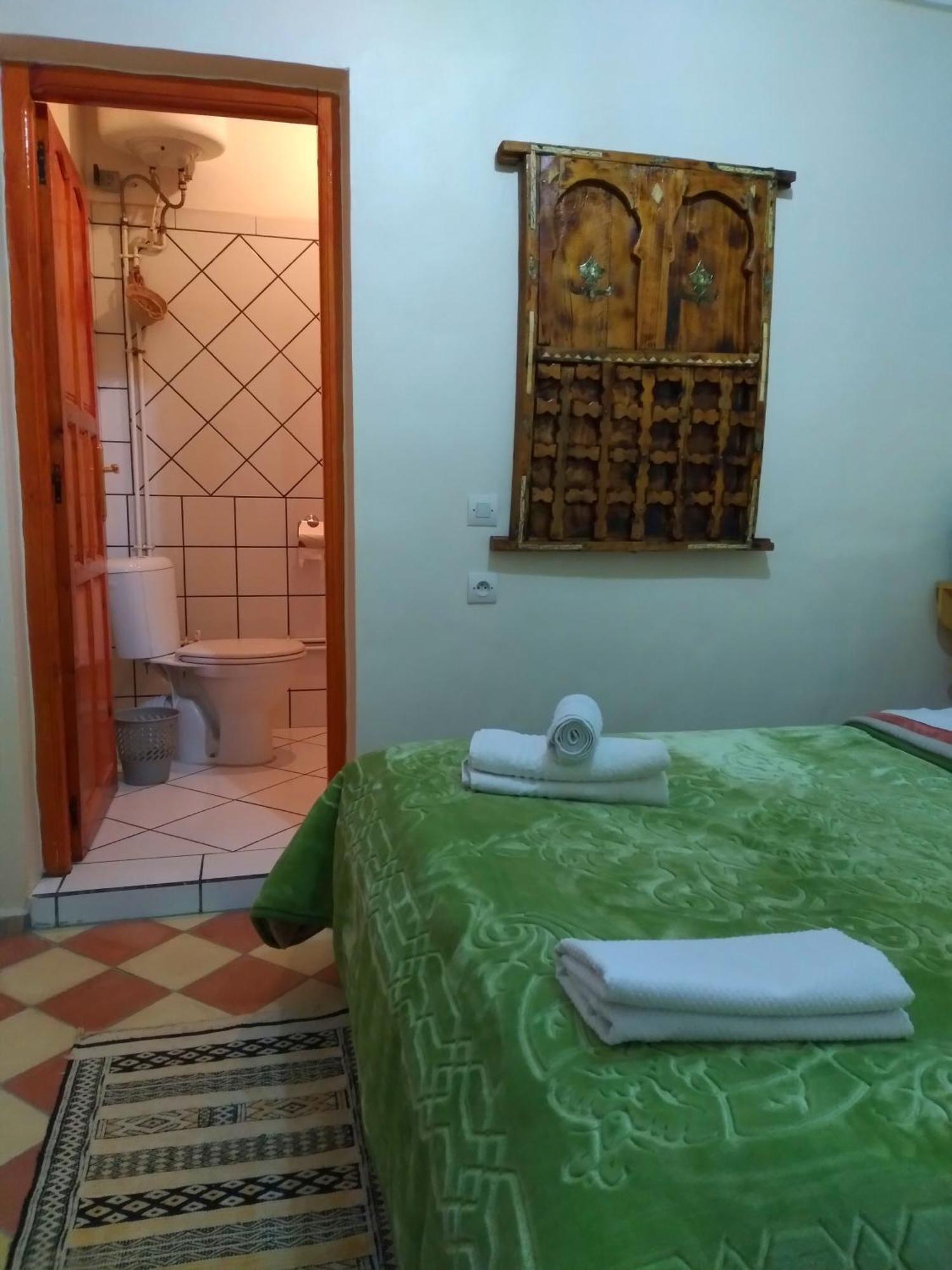 Berbere De La Montagne Hotel Imdiazene Ruang foto