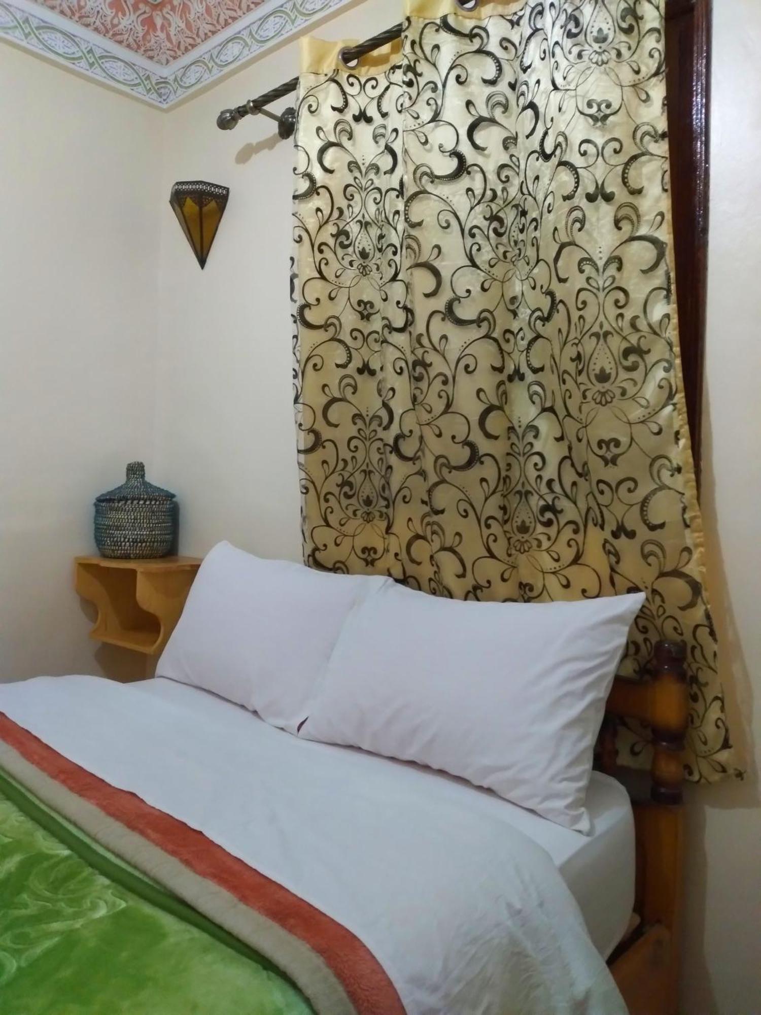 Berbere De La Montagne Hotel Imdiazene Ruang foto
