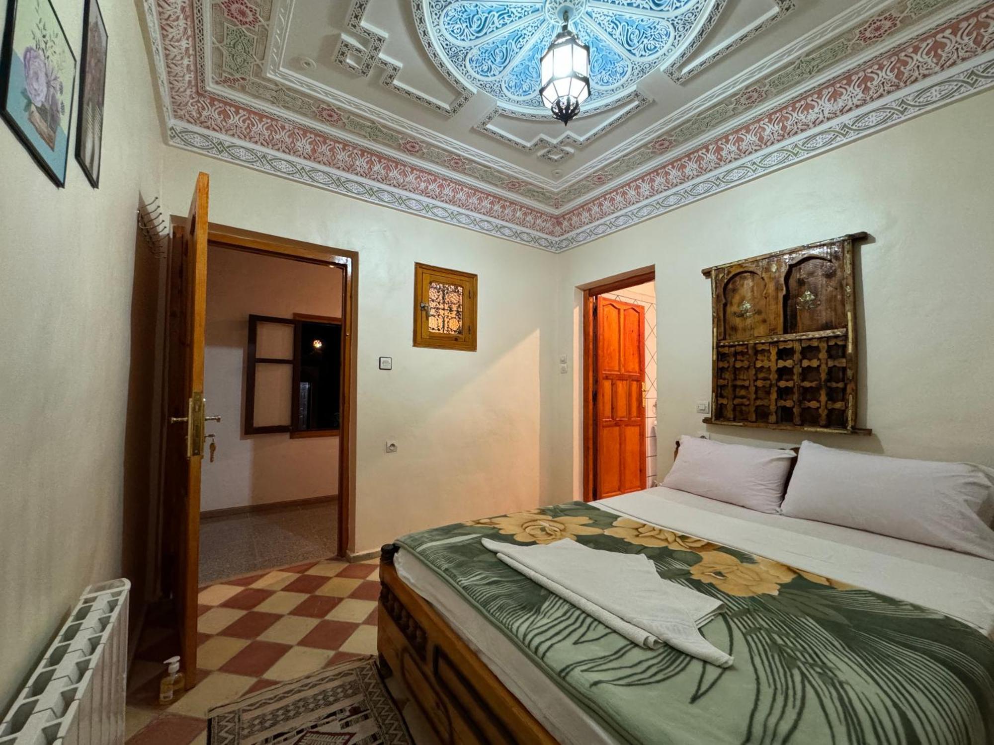 Berbere De La Montagne Hotel Imdiazene Bagian luar foto