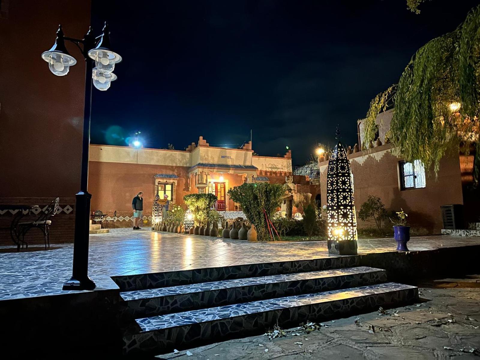 Berbere De La Montagne Hotel Imdiazene Bagian luar foto